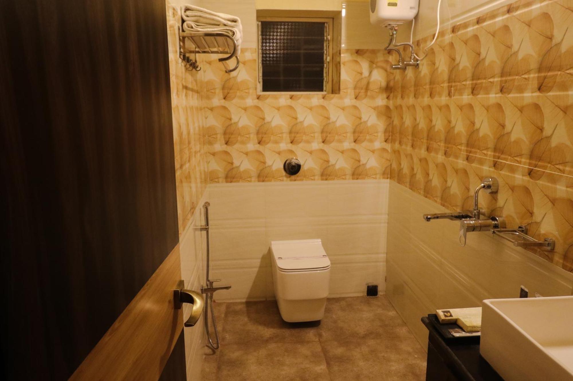 Mohar Residency Hotel 3*