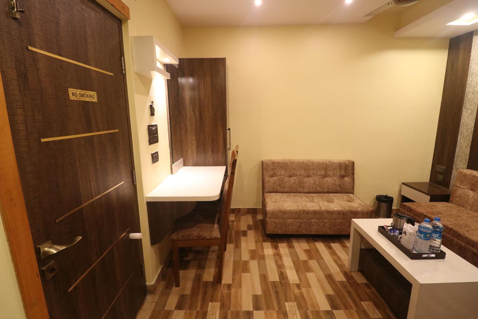 Mohar Residency